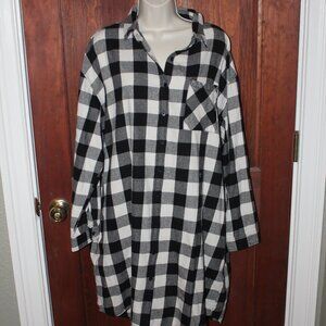 NEVER WORN - Black/White Flannel Tunic